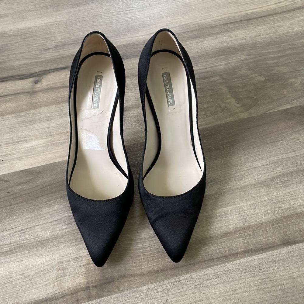 Giorgio Armani blk silk pointed stiletto pumps